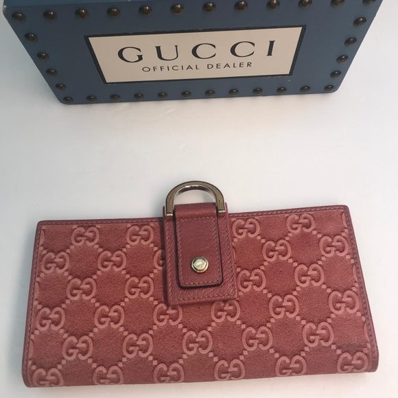 Pre Love in Excellent Condition Gucci Monogram Abbey Continental Wallet - Picture 1 of 15